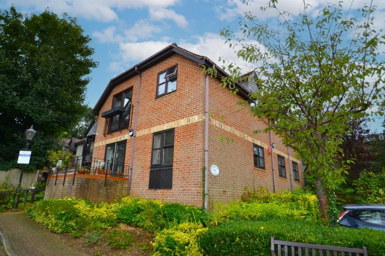 Click the photo for more details of Slade Court, Watling Street, Radlett