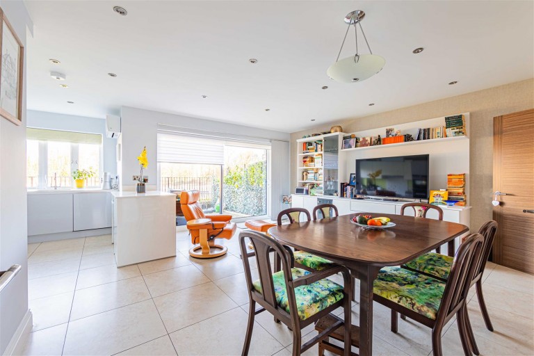 Images for Marlborough Drive, Bushey